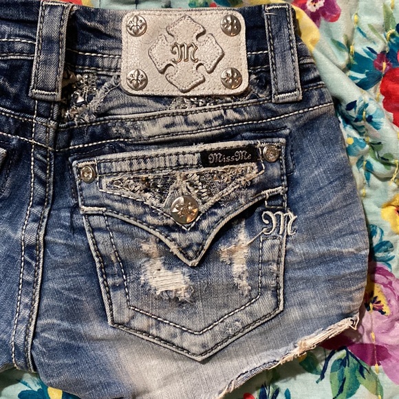 Miss Me ( shorts) sz 24 NWOT - Picture 2 of 6